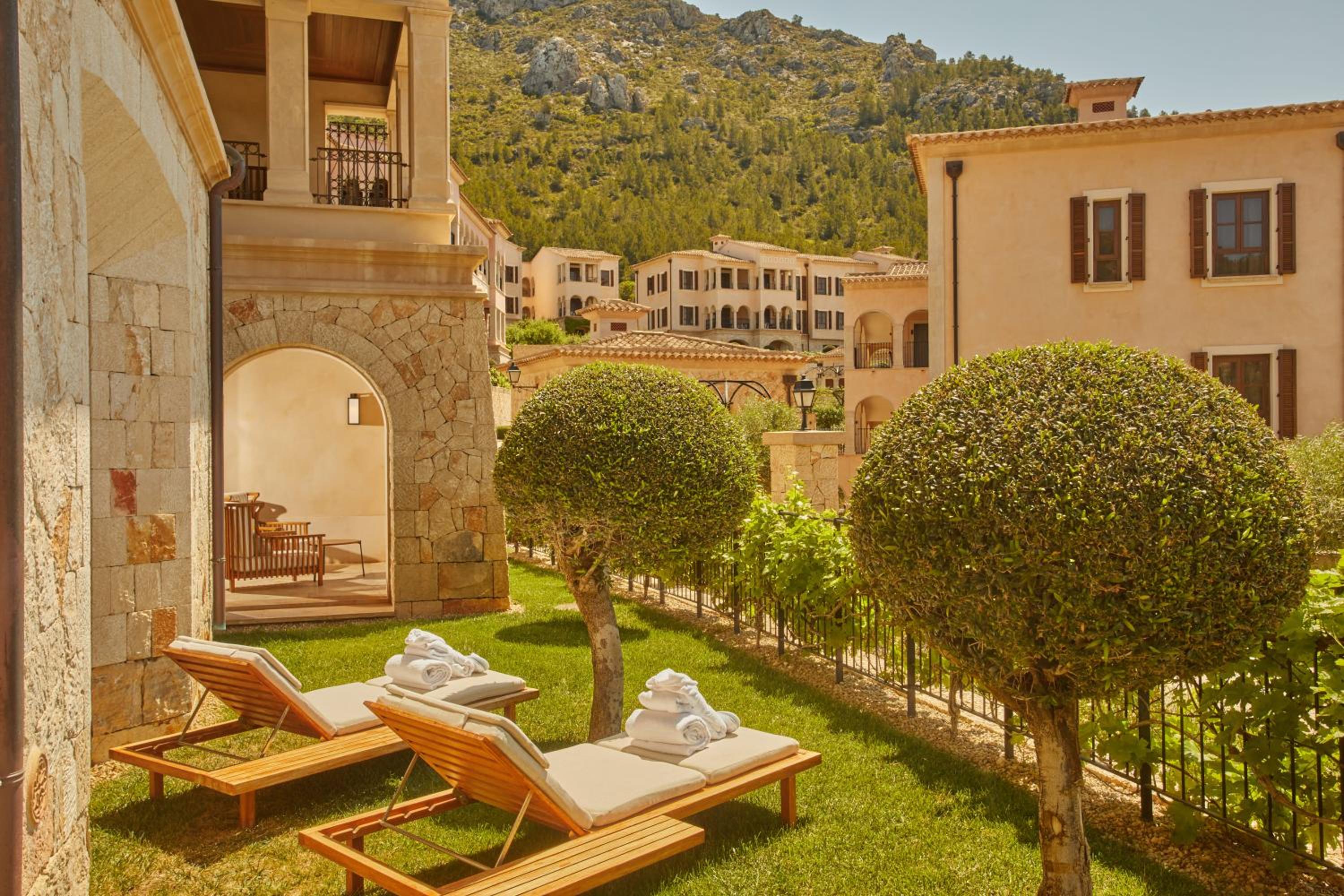 CAP VERMELL GRAND HOTEL