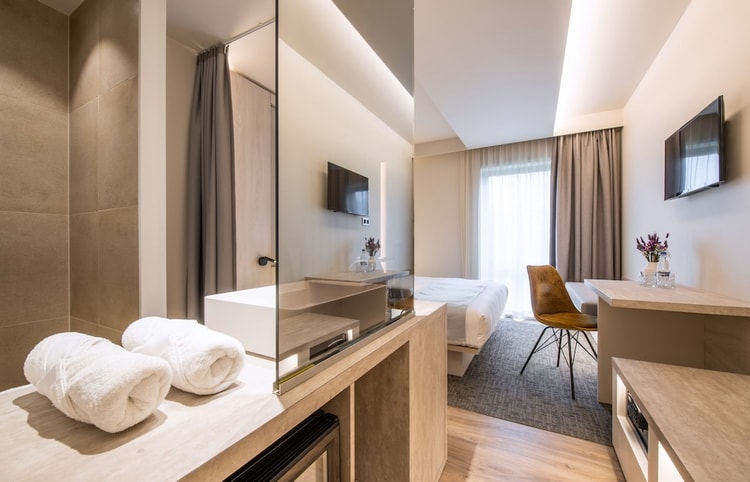 hotel image 0