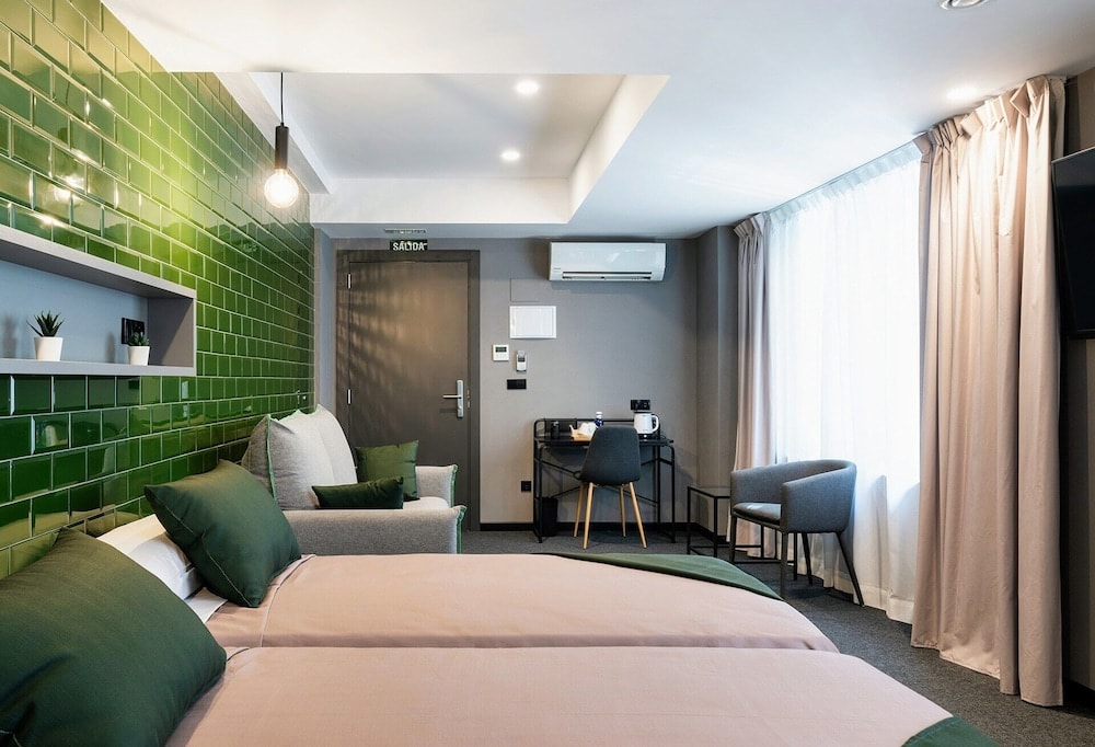 Nest Style Valencia Hotel