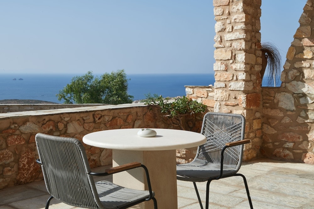 Mythic Paros