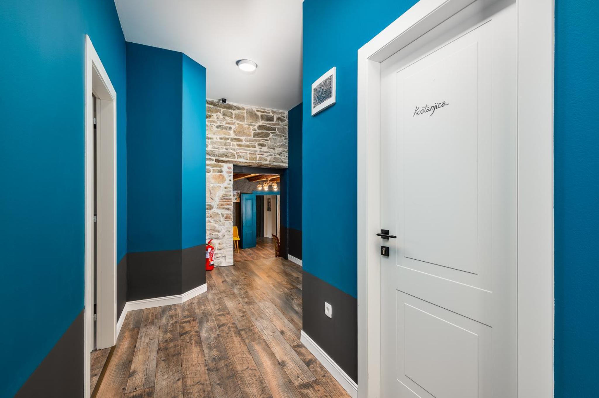 Ponte Porton Dining & lodging