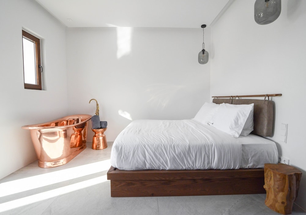 Charisma Hotel and Wellness Suites